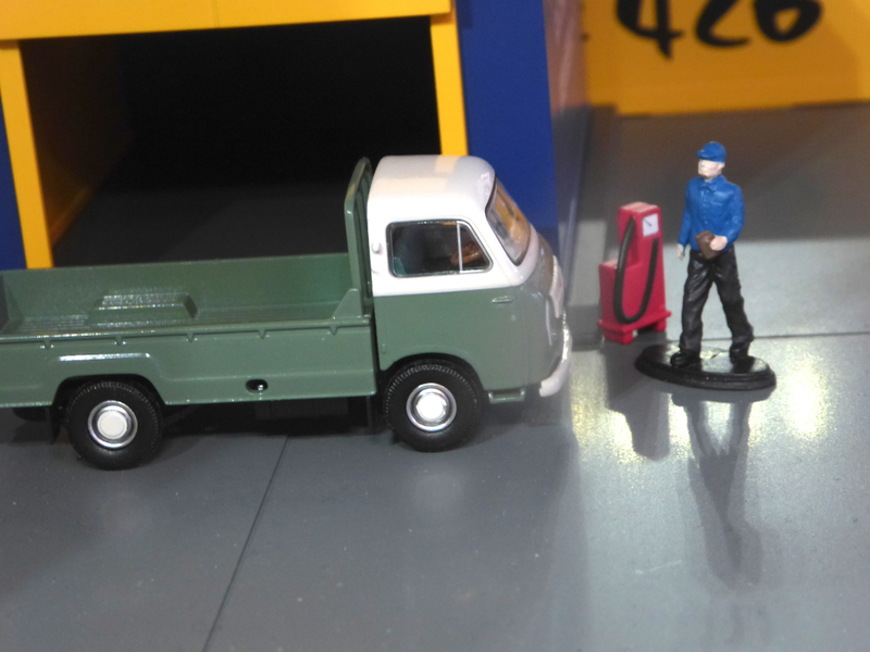 Illustration for article titled Hot Sixty 4th: Nissan Truck Tuesday